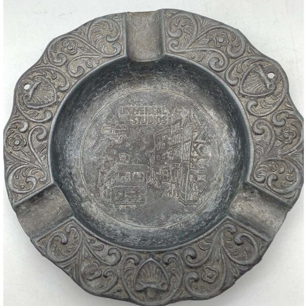 Vintage Universal Studios Hollywood Souvenir Metal Ashtray‎ USA Pewter Tone